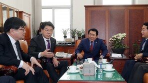 여야, 안간힘은 쓰는데…예산 심사 파행 언제까지