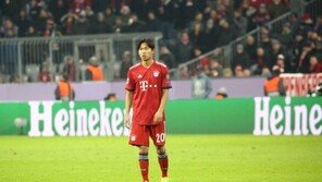 정우영, UCL 한국인 최연소 데뷔…바이에른, 벤피카 꺾고 16강 진출