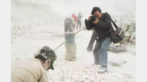 美 거주 중국인 사진 기자, 신장위구르에서 공안에 연행