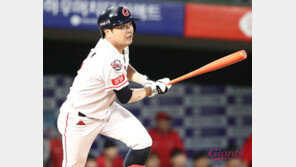 역대 FA 계약 1호의 주인공은?