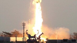 누리호 시험발사체, 발사 성공…75톤급 엔진 성능 검증