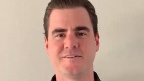 외인 타자-베테랑 투수 영입으로 빈틈 채우는 LG의 3루는?