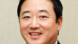 “회사 밖에서 새 창업”…코오롱 이웅열 회장, 전격 경영퇴진