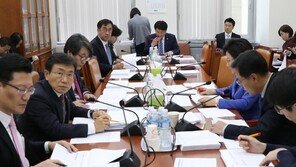 국회 복지위, 아동수당 내년 9월부터 ‘만 9세 미만’로 확대키로