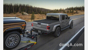 지프, 픽업트럭 ‘글래디에이터’ 공개… 오는 2020년 국내 출시