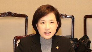 유은혜 “한유총 집단 폐원 주장, 학부모 협박 행위…묵과하지 않을 것”