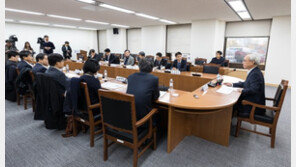 경사노위 vs 한국노총, 탄력근로제 위원 구성 두고 마찰