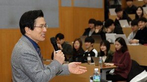 강연정치·유튜브·한국당 입당…시동거는 보수 잠룡들