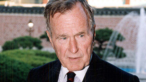 [속보]제41대 미국 대통령 아버지 부시 별세…향년 94세