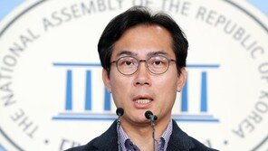 김영우 “한국당 비대위가 당을 계파 전쟁으로 몰아”