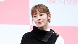 유이 측 “허위사실 유포·인신공격 댓글, 법적 강경대응”