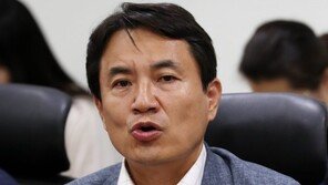 김진태 “한국당은 오세훈의 정치실험 대상 아냐” 노골적 반감