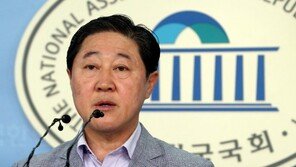 한국당 유기준, 원내대표 출마 선언…“지리멸렬했던 당의 활로 찾겠다”
