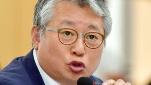 조응천, 조국 사퇴 소신 유지…“대통령 부담 덜어줘야”