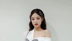 [#해시태그 컷] 블랙핑크 제니 ‘아찔한 패션’