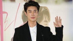 산이 ‘웅앵웅’서 “메갈은 정신병·사회악”…“혐오 조장” vs “뼈 때리는 가사”