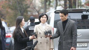“진실이 밝혀지기를 바랄 뿐”…이재명 부인 김혜경씨 검찰 출석