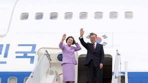 文대통령 “지구 한바퀴 순방 마쳐…뚜벅뚜벅 앞으로 가겠다”