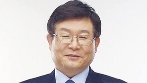 설훈 “조국 사퇴? 순경 잘못했다고 서장이 책임지나…SNS 활동은 개인 자유“