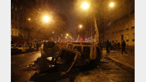 ‘노란조끼’에 佛정책 ‘뒷걸음질’…부유세 부활도 검토