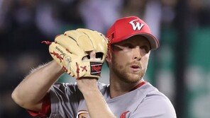 KBO 거쳐 ML 꿈 이룬 켈리 “일본 경험하고 ML서 성공한 미콜라스처럼”