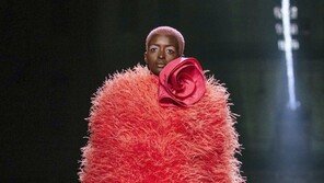 2019 올해의 색상은 ‘리빙 코랄’