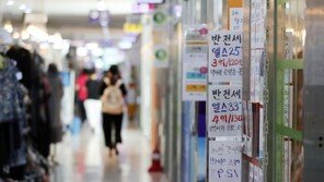 집값 올라도, 지갑 안 연다…“무주택·고령층 소비 위축”