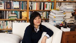 신경숙 장편소설 ‘엄마를 부탁해’ 표절 논란…2심도 “저작권 침해 아냐”