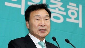 손학규, 예산합의 반발 단식투쟁…당내 일부 만류