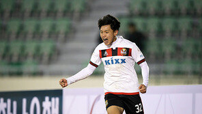 잠자는 FC서울을 깨운 19살 공격수 조영욱
