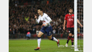 ‘통산 100호골’ 손흥민 더 높이 날 수 있다