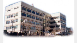 “재활용 하려고”…개업식당 축하화환 훔친 꽃집 주인