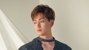 온유, 첫 솔로 앨범 ‘VOICE’로 음반 차트·아이튠즈 25개 지역 1위