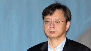 [속보] ‘불법사찰’ 혐의 우병우 전 靑민정수석 1심 징역1년 6개월 선고