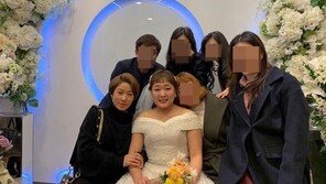 ‘결혼’ 이수지, 훈남 연하 신랑과 본식 사진 공개…행복한 신부