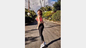 ‘43세 맞아?’ 야노시호, 빼어난 몸매…역시 톱모델