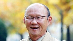 “잊어서 미안해”…박항서, 부상선수에 비즈니스석 양보 ‘훈훈’