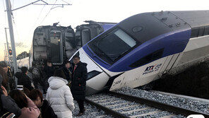 코레일 “강릉선 KTX 탈선 복구 10일 오전 완료 목표”