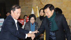 김병준, 단식 손학규·이정미 방문 “원내대표 경선 후 선거제 당론정할 것”