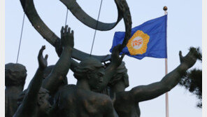 “방남 김정은 국회 연설에 찬성 56% vs 반대 40%”