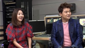 한혜진과 결별설 전현무 “헤어지면 ‘나혼자산다’ 이별편 방송” 공약