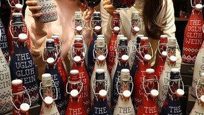 “크리스마스엔 와인 한 잔”