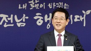 전국 17개 광역단체장 직무수행 평가 1위 김영록 전남지사, 최하위는?