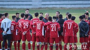 ‘박항서 매직’ 베트남 축구, 스즈키컵 우승 도전…중계는 어디서?