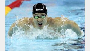 日 세토, 접영 200m 쇼트코스 세계신기록