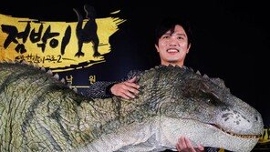 [연예현장.jpg] 영화 ‘점박이’ 공룡역 더빙 박희순…“살다 살다 공룡 입 맞춰보긴 처음”