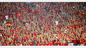 주전 빼고도 적진 무승부… ‘박항서 매직’ 한국도 열광