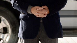 ‘가짜 권양숙’에 보낸 4.5억 ‘공천 헌금’?…검찰, 13일 윤장현 기소 결정