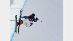 장유진, 스키 하프파이프 월드컵 결선 진출…한국 여자선수 최초