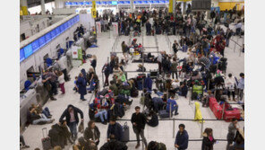 英 개트윅 공항, 항공편 운항 재개…경찰 “드론 조종사 추적”